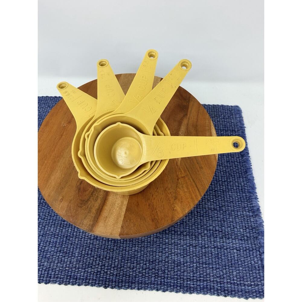 Vintage Foley 4 Measuring Cups Harvest Gold MCM Granny core